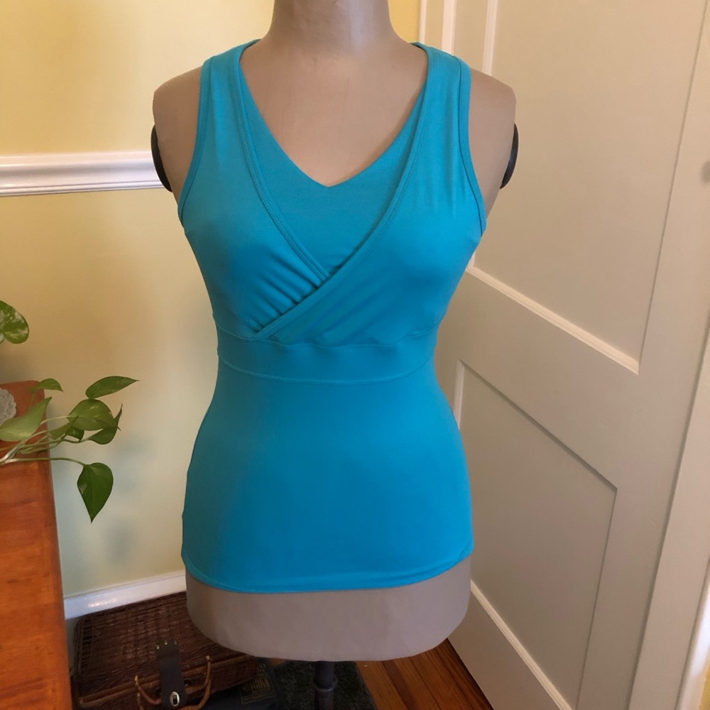 Vintage Tek Gear Aqua Turquoise Athletic Work-Out Top Built-In Shelf Bra Size S